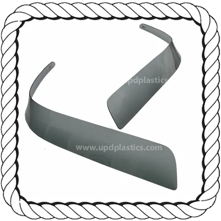 Godfrey 1997 201 Hurricane Fundeck Bow Shield