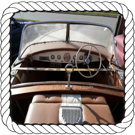 Century 1961 17ft Resorter