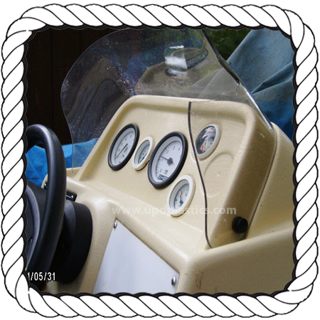 Duranautic 1996 16ft Side Console Delux