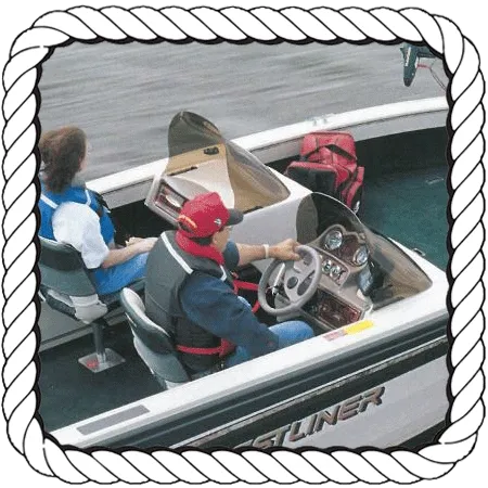 Crestliner 1998 17ft Tournament Series DC