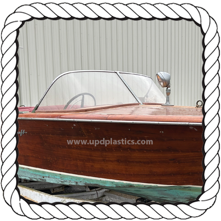 Chriscraft 1958 19 ft Capri Port and Starboard